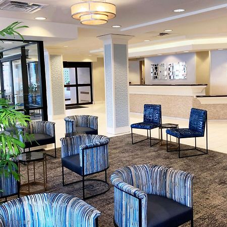 Готель Doubletree By Hilton Milwaukee Downtown Екстер'єр фото