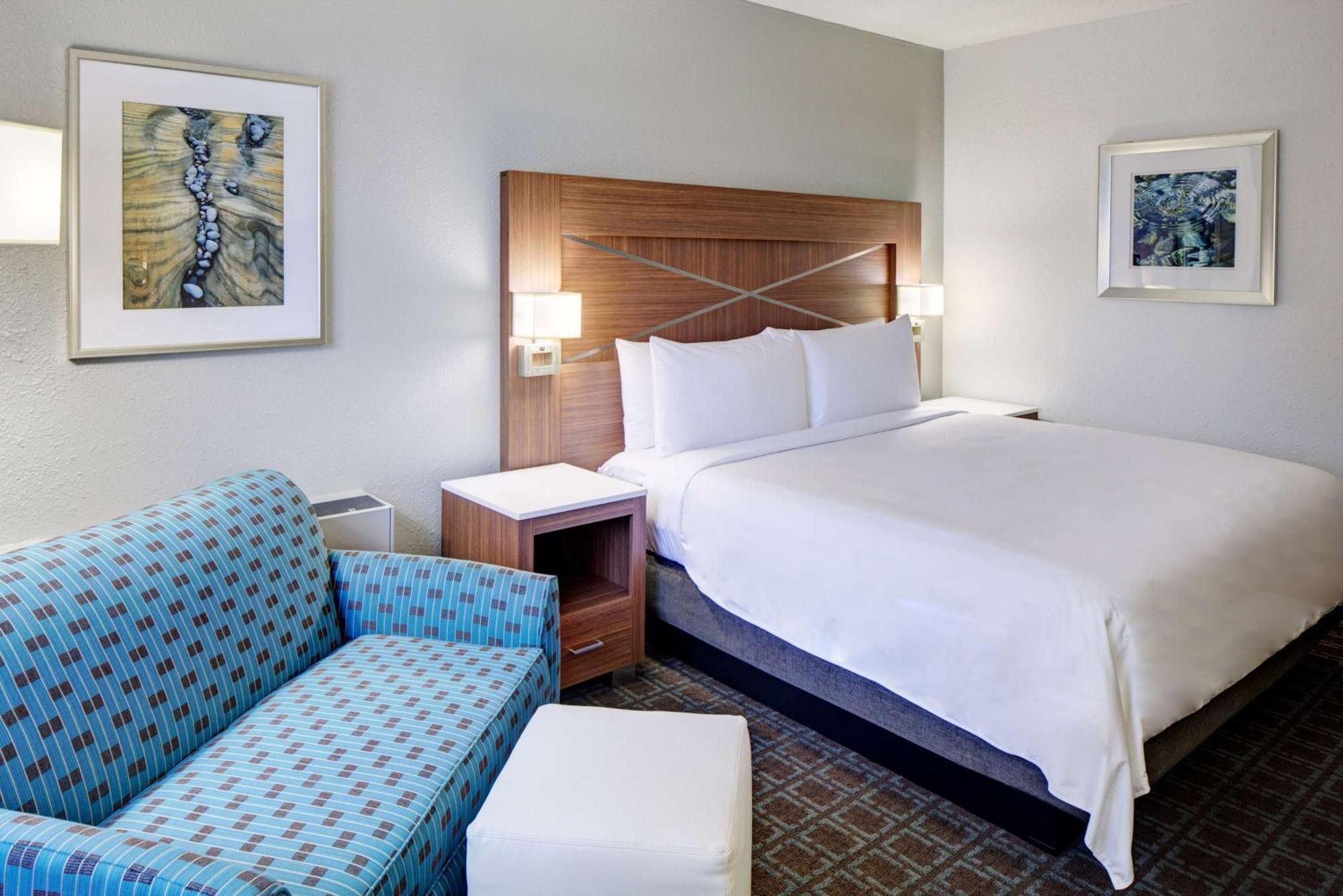 Готель Doubletree By Hilton Milwaukee Downtown Екстер'єр фото
