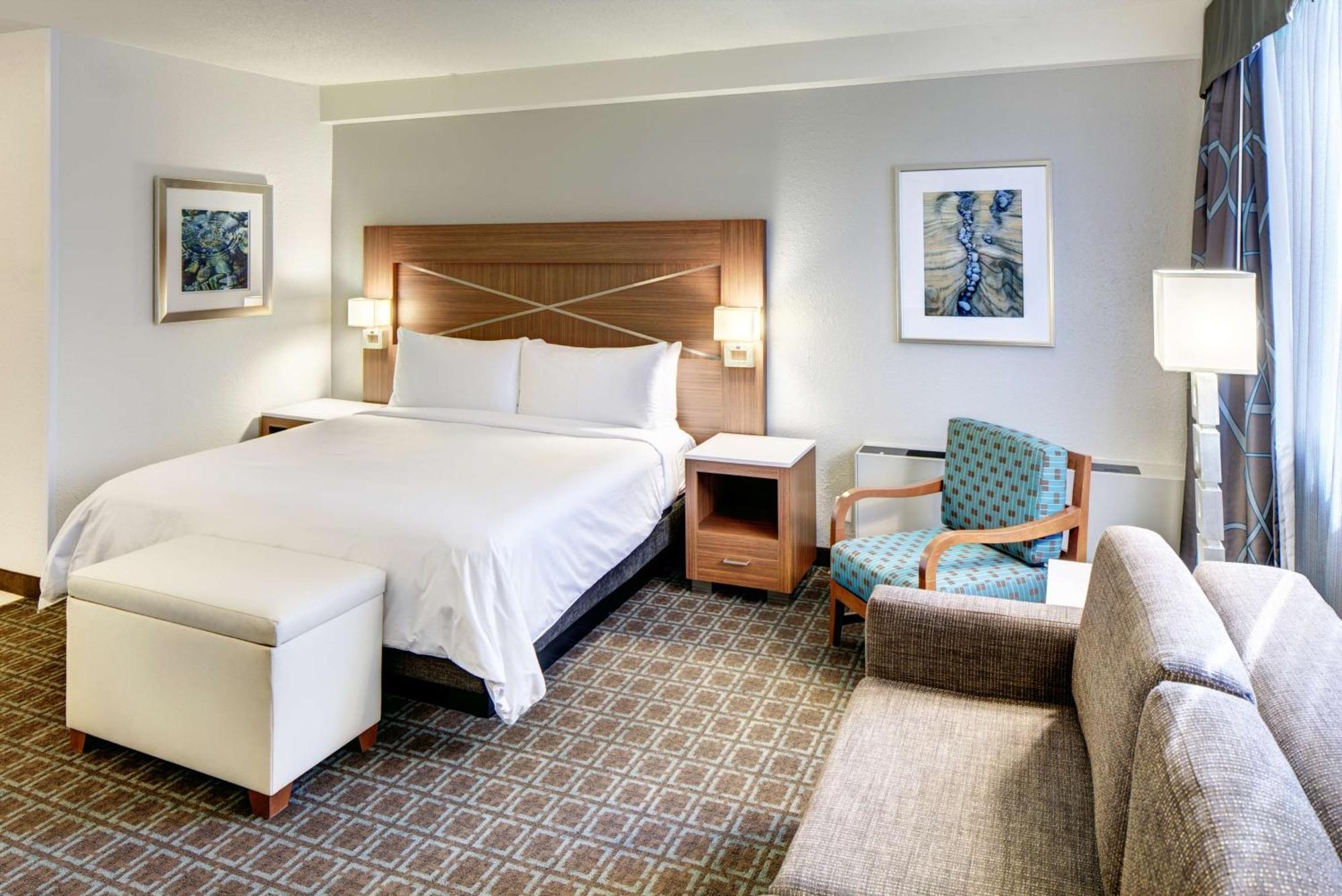 Готель Doubletree By Hilton Milwaukee Downtown Екстер'єр фото