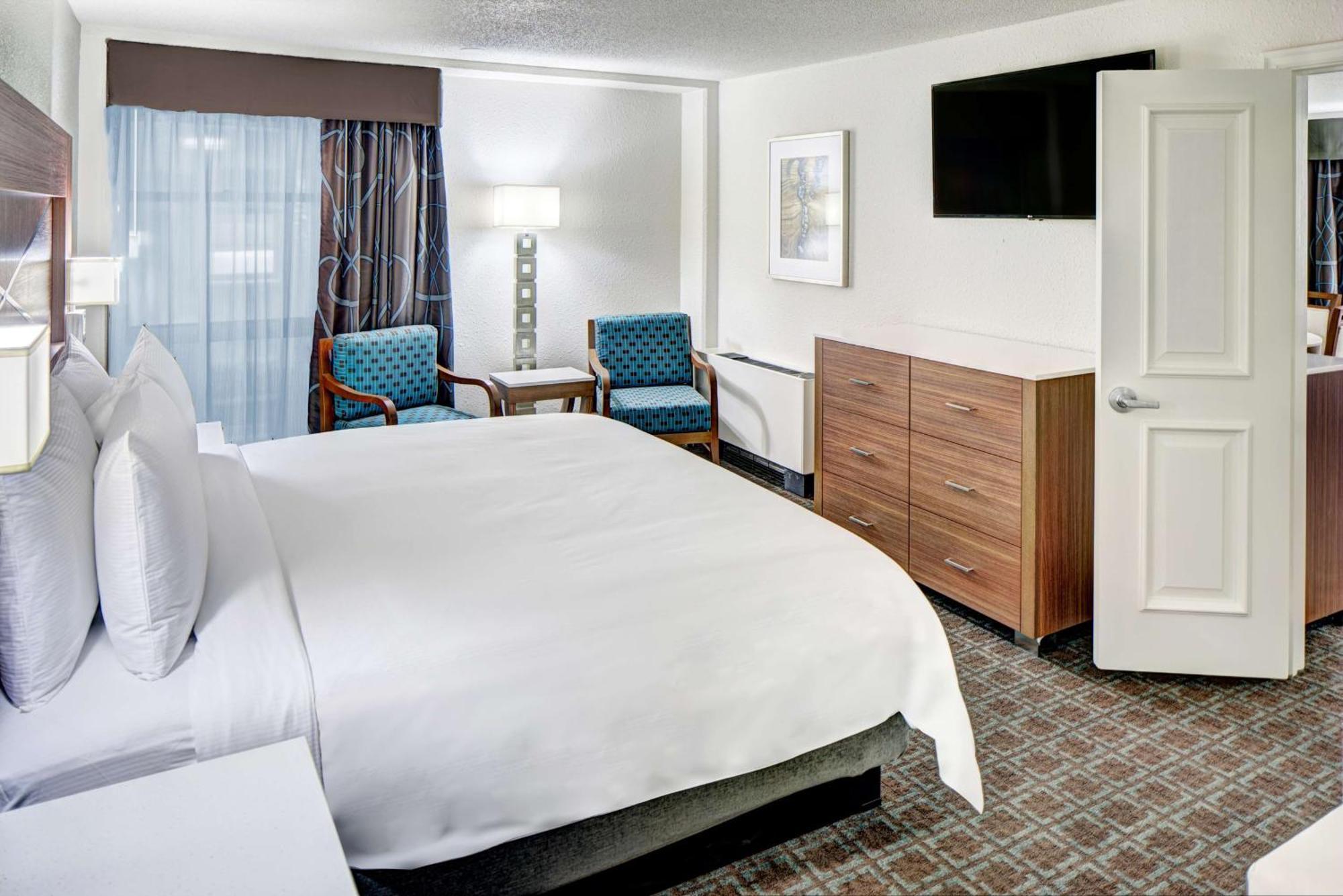 Готель Doubletree By Hilton Milwaukee Downtown Екстер'єр фото