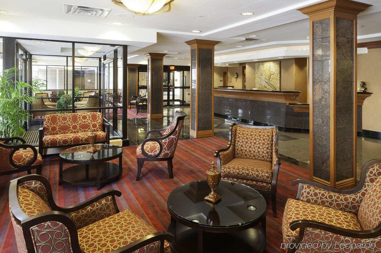 Готель Doubletree By Hilton Milwaukee Downtown Екстер'єр фото