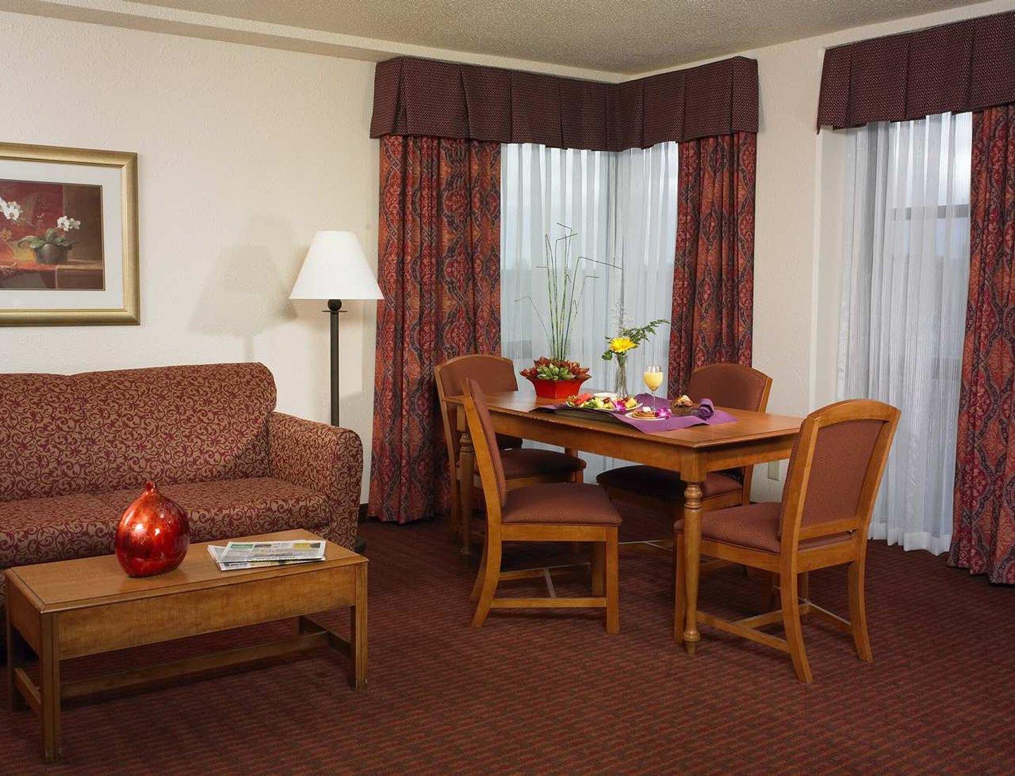 Готель Doubletree By Hilton Milwaukee Downtown Екстер'єр фото